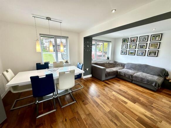 KITCHEN/FAMILY/DINING ROOM
