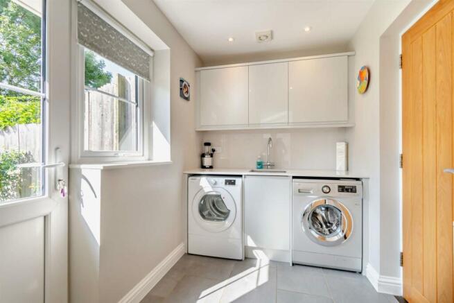 8569855-interior01-800.jpg