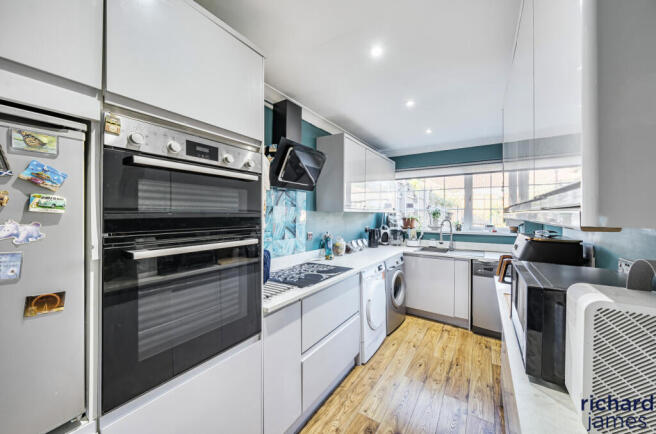 5210ebb6a5cb47149b6ff946f4b1bddf