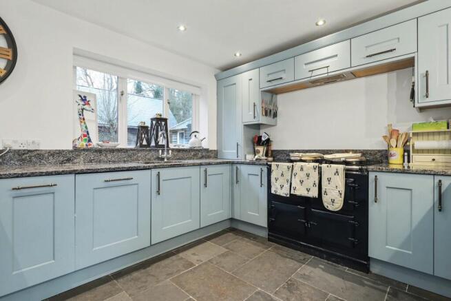 Bath Road, Marlborough, Wiltshire photo 4