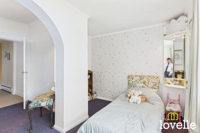3 bed Semi-Detached for sale Image 11