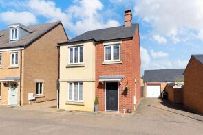 9, Coates Road, Biggleswade SG18 8US