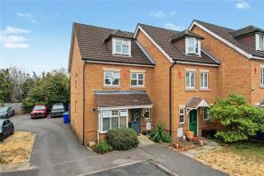 36, Alfonso Close, Aldershot GU12 4HJ