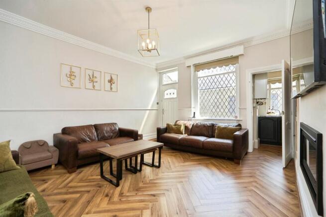 4 bed End of Terrace for sale Image 6