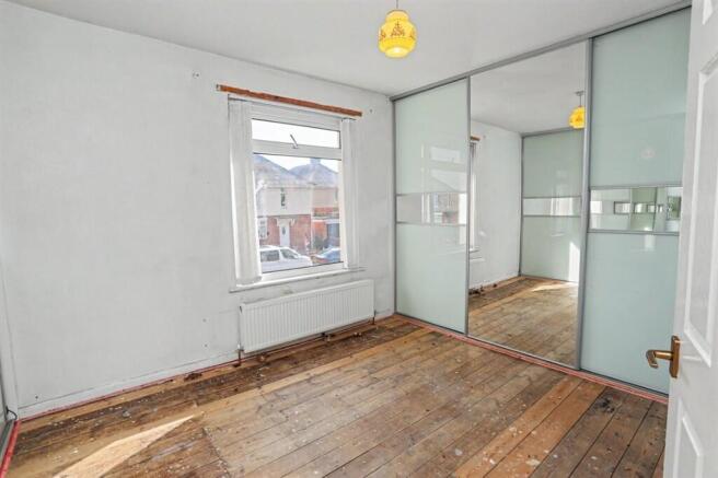 2 bed Semi-Detached for sale Image 7