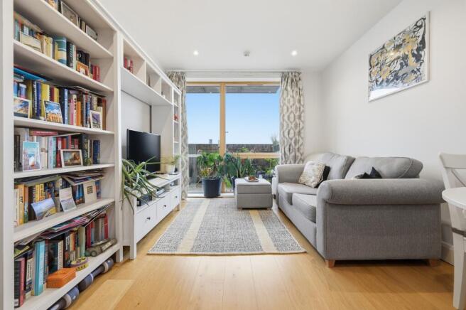 8b7a3393-add5-4a80-97d5-1e3971d64877