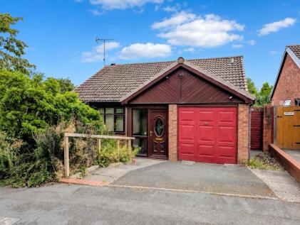 Plane Tree Close, Kidderminster, Worcestershire, DY10