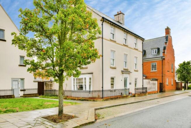 Bassett Lowke Drive, Upton, Northampton, Northamptonshire, NN5 photo 2