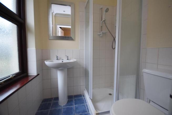 Shower room.JPG