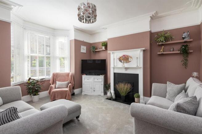 SITTING ROOM