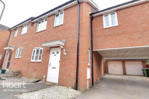 71, Hopton Grove, Newport Pagnell MK16 0DW