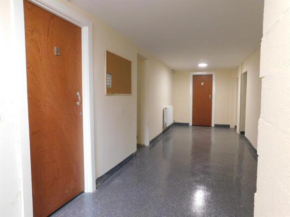 lower ground floor stores