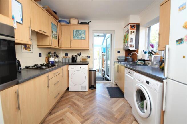 Kitchen.JPG