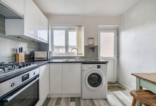 1401712-3-6973a1e...