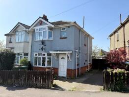 142, Warren Avenue, Southampton SO16 6AE