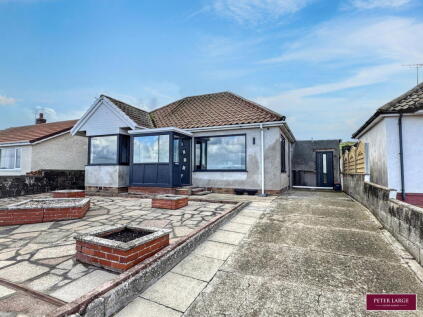 Marine Road East, Prestatyn, LL19 7HS