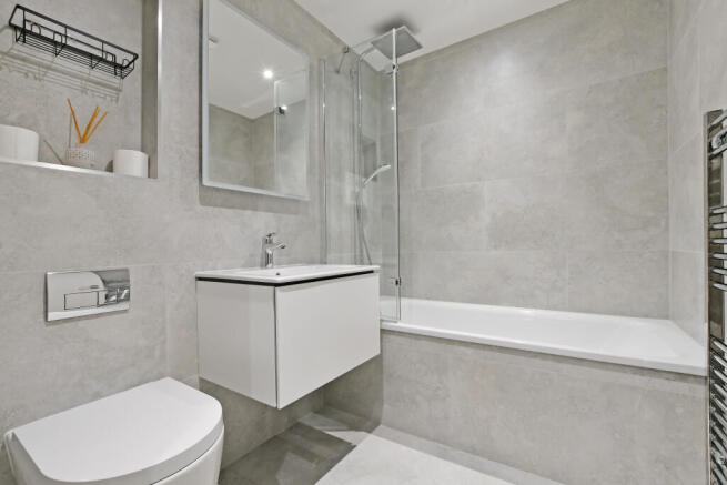 3 bed Penthouse to rent Image 10