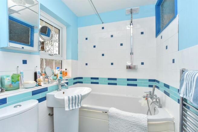 En-Suite Bathroom