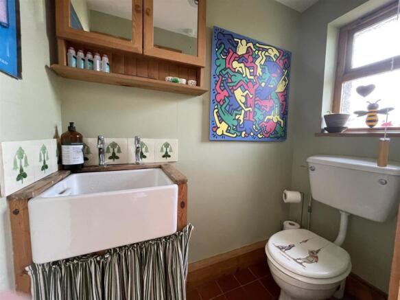CLOAK ROOM