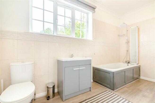Rear Family Bathroom