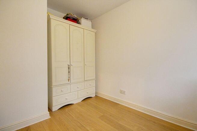 Bedroom 2 (Double)
