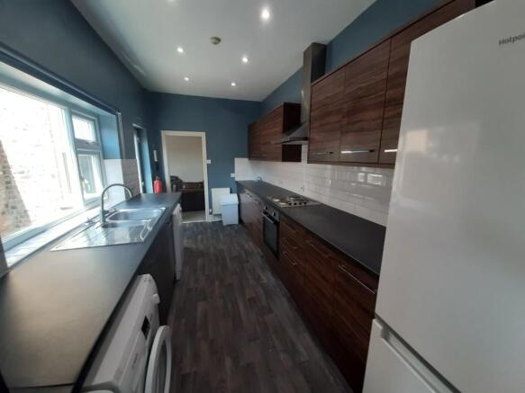 5 bed Terraced to rent Image 10