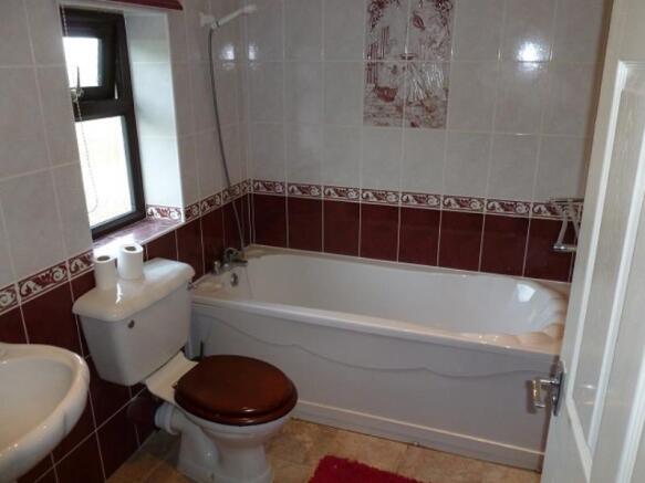 En-Suite Bathroom
