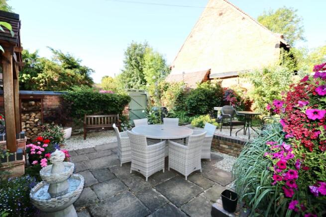 Courtyard Garden 
