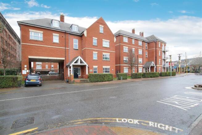 Waltham House.jpg