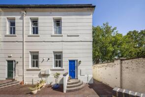 31, Montpellier House, Suffolk Square, Cheltenham GL50 2DY