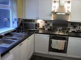 Kitchen 11'4 x 8'5
