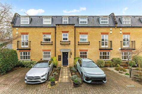 Layton Place, Kew, Richmond, TW9