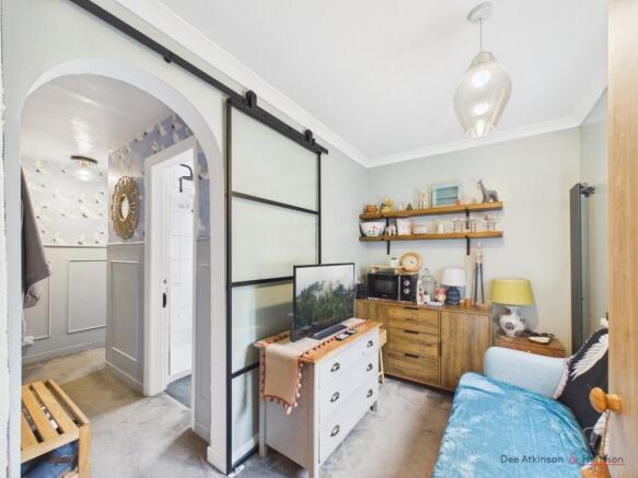 2 bed Semi-Detached for sale Image 8