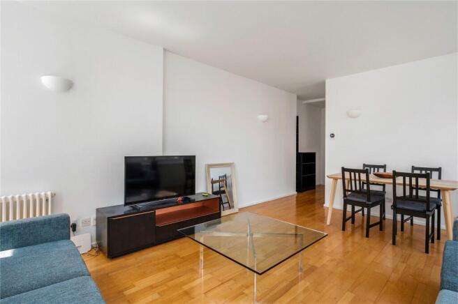 Living / Dining Area