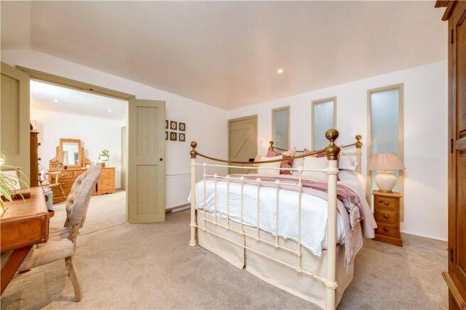 2 bed Detached for sale Image 8