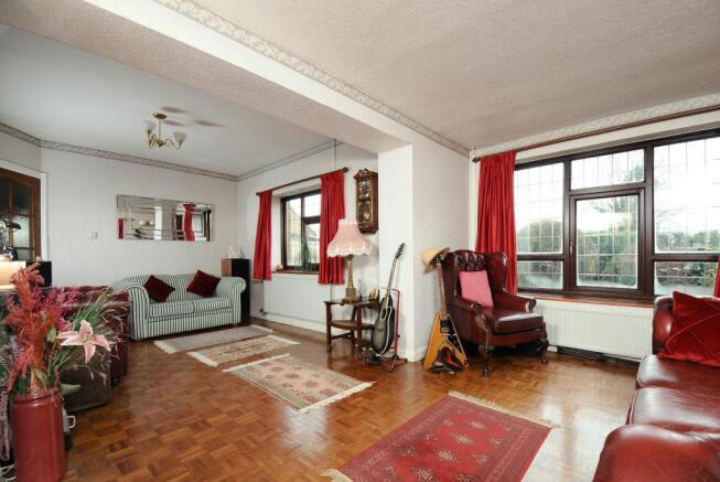 Large Sitting Room