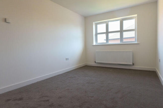 3 bed Semi-Detached for sale Image 5