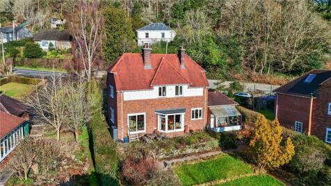 Van Road, Llanidloes, Powys, SY18