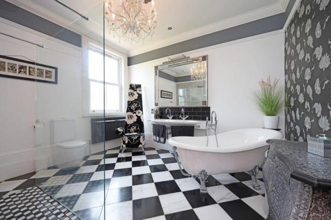 Main Bathroom