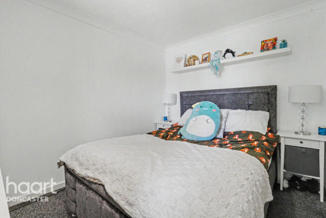 2 bed Semi-Detached Bungalow for sale Image 11