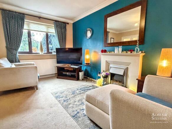 3 bed Detached for sale Image 4