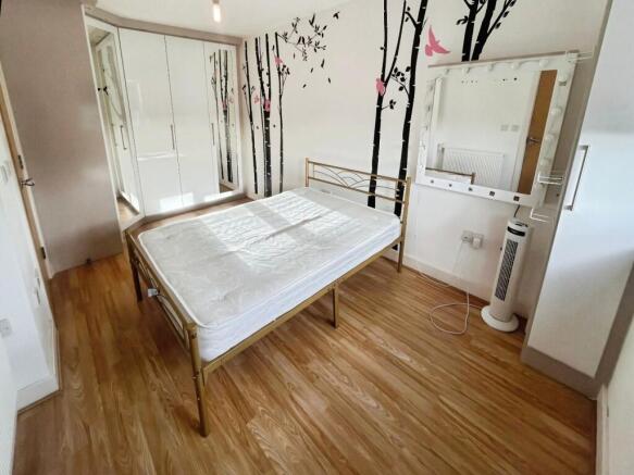 pbox-bedroom-337822.jpeg