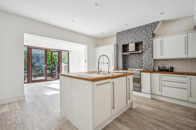 St Albans Avenue, W4 - FOR SALE