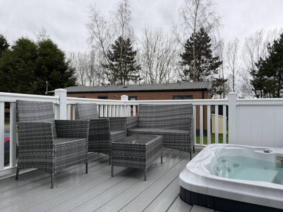 2 bed Lodge for sale Image 8