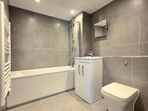 1 bed Flat to rent Image 5
