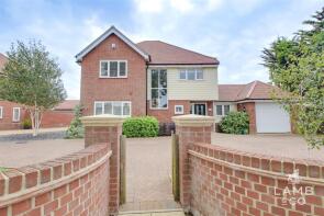 1, Little Meers Gardens, Frinton-on-sea CO13 0FG