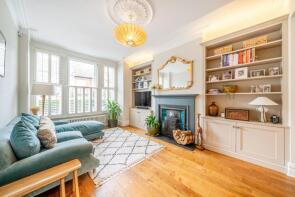 11, Blenheim Gardens, London SW2 5EU