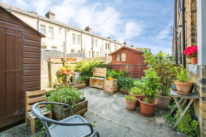 2 bed Terraced for sale Image 7