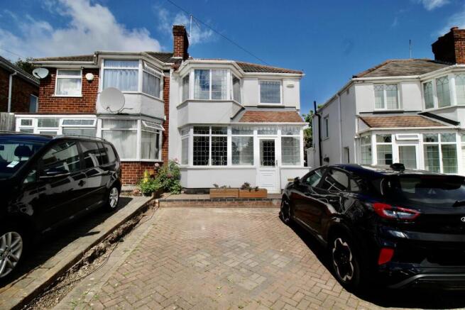 Front Garden/Driveway