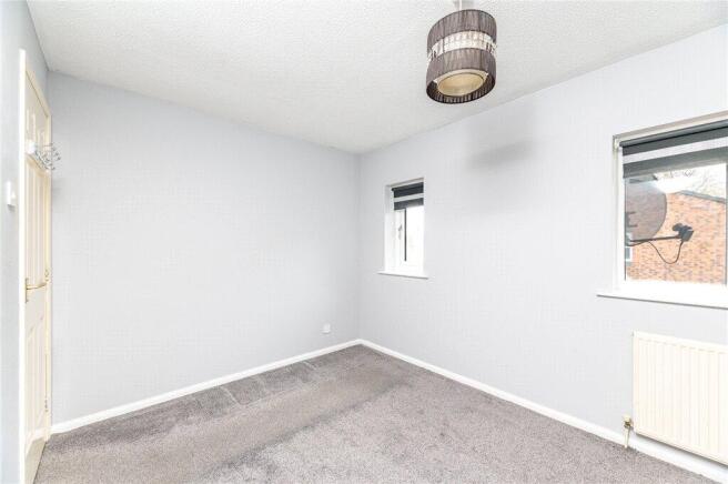 2 bed Town House for sale Image 11